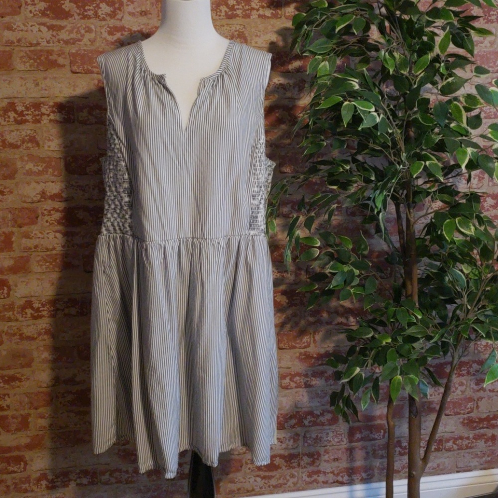 Stripped Dress with Runched Sides